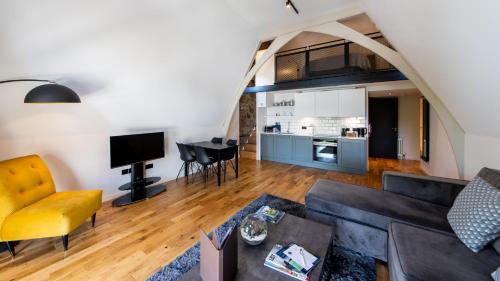 Linton Collection - Blackfriars Lofts photo 30