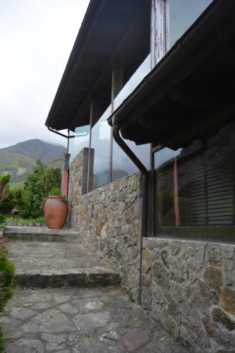 Afbeelding uit fotogalerij van Apartamentos Torre Villar in Villar de Vildas