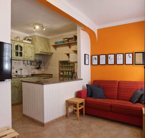 Η κουζίνα ή μικρή κουζίνα στο Casa Almada Negreiros