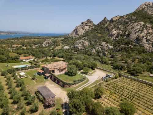 Villa Iris with Pool – Photos 2