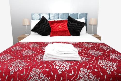 A bed or beds in a room at ATZ&H INN 