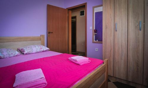 Postel nebo postele na pokoji v ubytování Apartment Elena