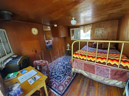 Postel nebo postele na pokoji v ubytování Bristol Cabins