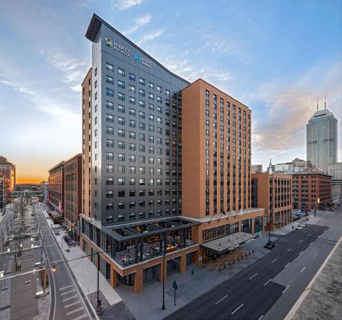 Hyatt House Indianapolis Downtown Image