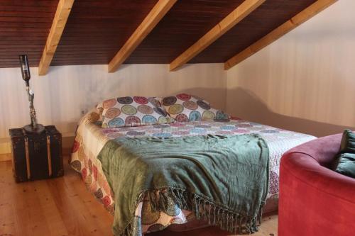 Ένα ή περισσότερα κρεβάτια σε δωμάτιο στο Casa da Tileira