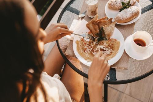 Jídlo v penzionu – hostince nebo okolí