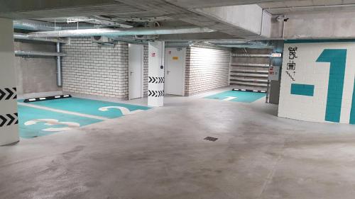 Foto da galeria de HaPPy Inn GOLD Studio, self check-in, Parking in the underground garage em Vilnius