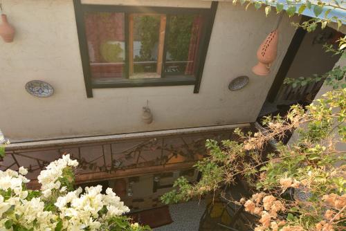 Ein Garten an der Unterkunft Maison d'hotes Ait Bou Izryane
