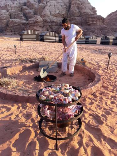 Ospiti di Bedouin Tours Camp