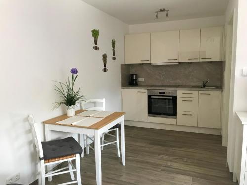 Η κουζίνα ή μικρή κουζίνα στο Haus Sonnenschein Str 10