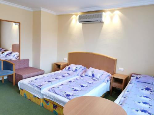 Apartment Pension Rideg Heviz 8380 Hévíz, Kodaly u. 4 kép - 3