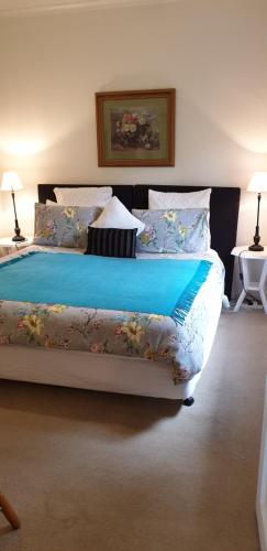 Llit o llits en una habitació de Astley Cottage