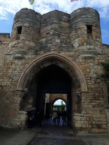 Gambar di galeri bagi Lincoln lets 23 di Lincoln
