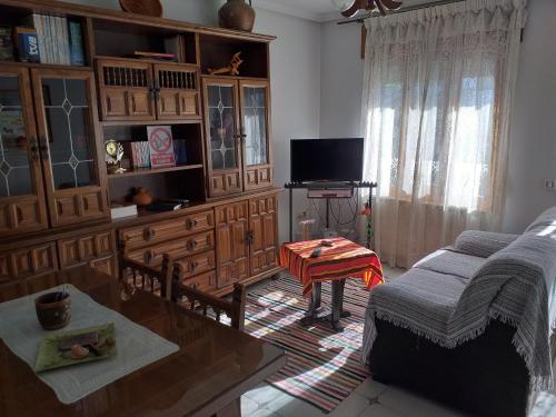 TV a/nebo společenská místnost v ubytování Alojamientos AlbaSoraya