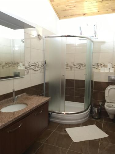 Phòng tắm tại Villa Bilge