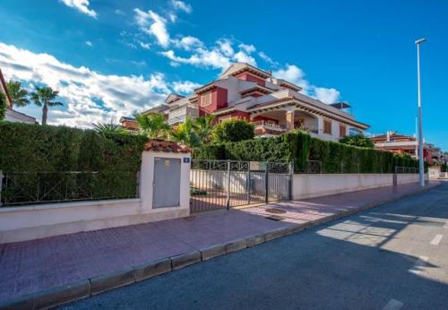 Imagen de la galería de APARTAMENTO "CARMEN" Zeniamar, en Orihuela