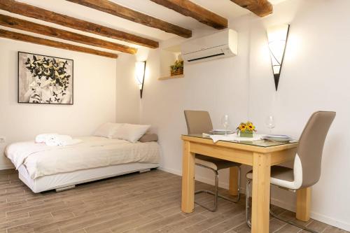 Studio apartman Old Town