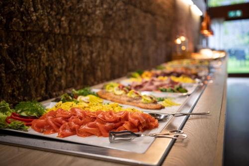 Jídlo v hotelu nebo okolí