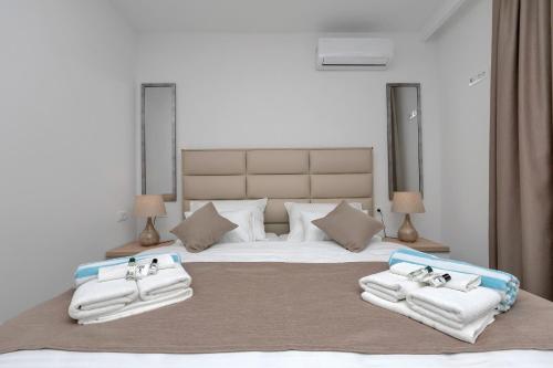 Villa Violet with Salt water pool photo 2