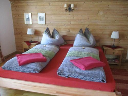 Postel nebo postele na pokoji v ubytování Haus Obermoser