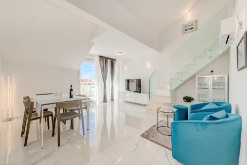 Spacious Family Apartment MM with garage
