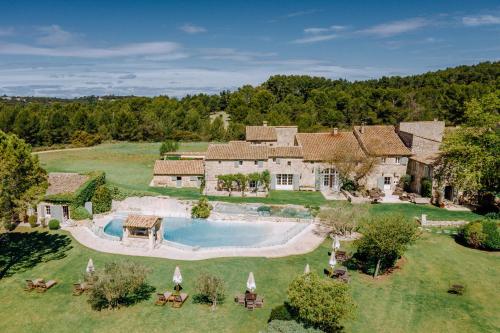 Gallery image of Le Mas De La Rose - Teritoria in Orgon