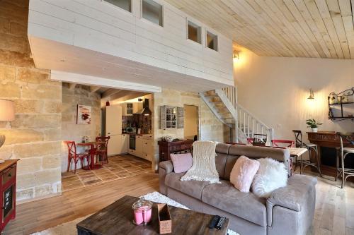 DUPLEX CENTRE HISTORIQUE UZES