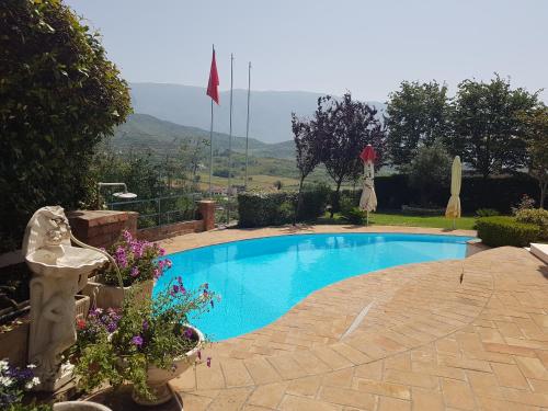 Gallery image of Vila Elida in Tragjas