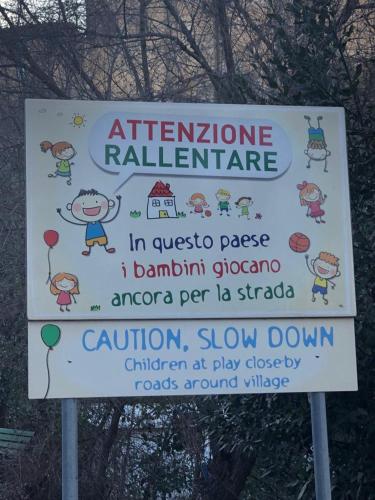 a sign for a kindergartenulumulumulumulumulumulumulumulumulumulumulum at Casa Bici in Chianni