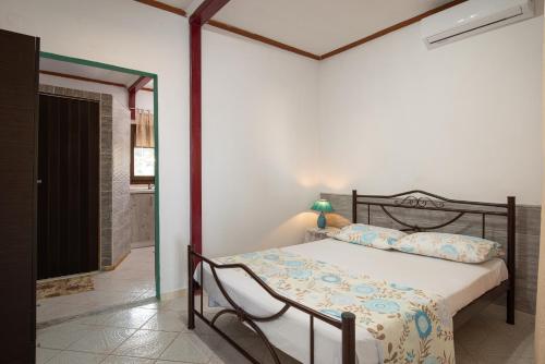 Gallery image of Agatha house in Valtí