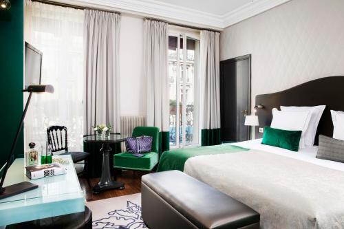 Cama o camas de una habitación en Edouard 7 Paris Opéra