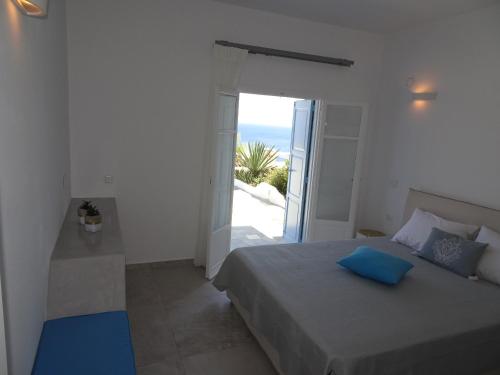 Gallery image of enJOY the sea and relax in Mikonos
