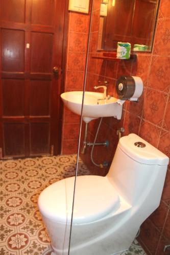Ένα μπάνιο στο Apple Guesthouse