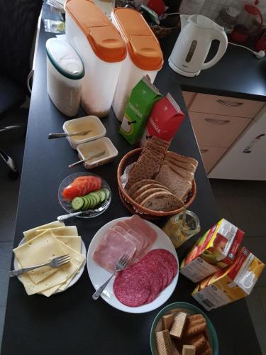 Mad på feriegården eller i nærheden