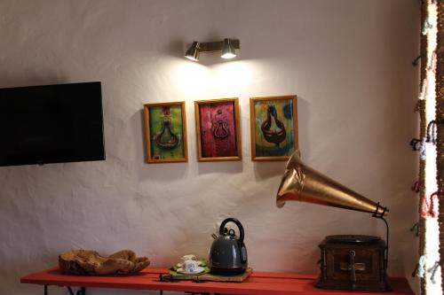 TV a/nebo společenská místnost v ubytování Monte de Portugal