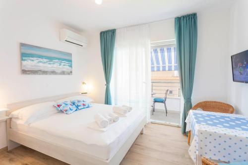 Gallery image of Blue House in Makarska