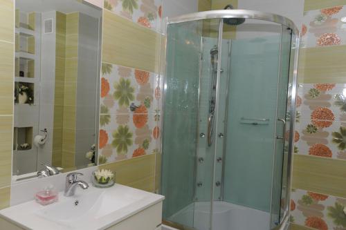Ένα μπάνιο στο Apartamenty Kornel