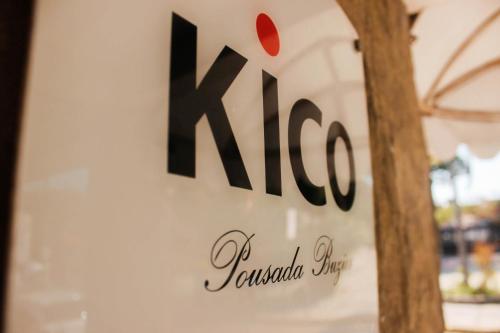 Un certificado, premio, letrero u otro documento en Pousada Kico