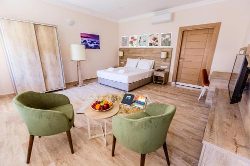 Katil atau katil-katil dalam bilik di Club Marma Hotel