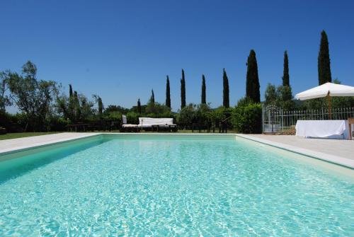 The swimming pool at or close to Villa Sara