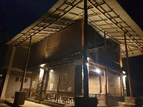 Bangunan di mana terletaknya rumah percutian