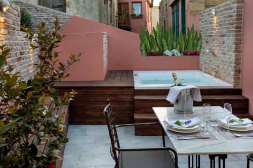 Vener Luxury Suites