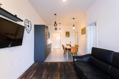 Apartment Zeus Znjan Split