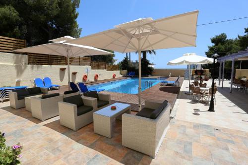 Gallery image of Katerina Hotel in Agia Marina Aegina