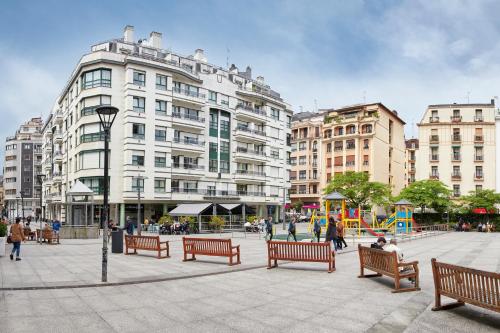 Nafarroa Plaza by FeelFree Rentals