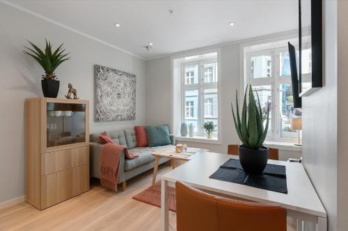 Ruang duduk di Barfot Apartments