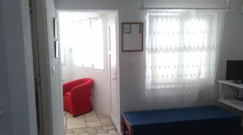 TV a/nebo společenská místnost v ubytování Apartments Lončarević