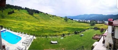 瑟尔尼察Къщи за гости БАШЕВИ的相册照片