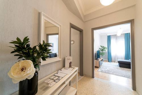 City Pulse Tsimiski Apartment