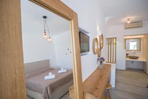 Gallery image of Agia Anna Beachfront Boutique in Paraga
